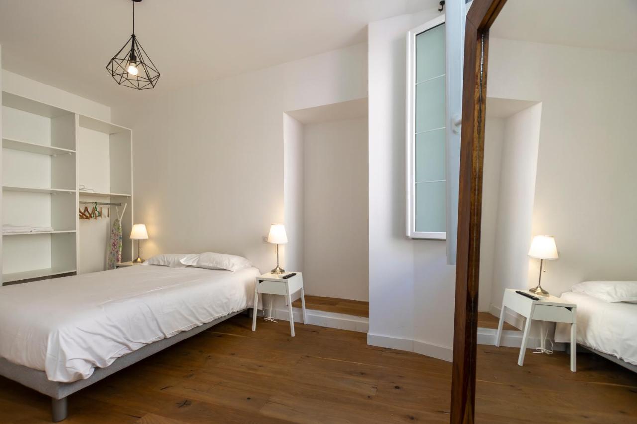 Les Suites R Bonaparte - Appartements De Standing Au Coeur De La Vieille Ville Pietonne Ajaccio  Exteriér fotografie